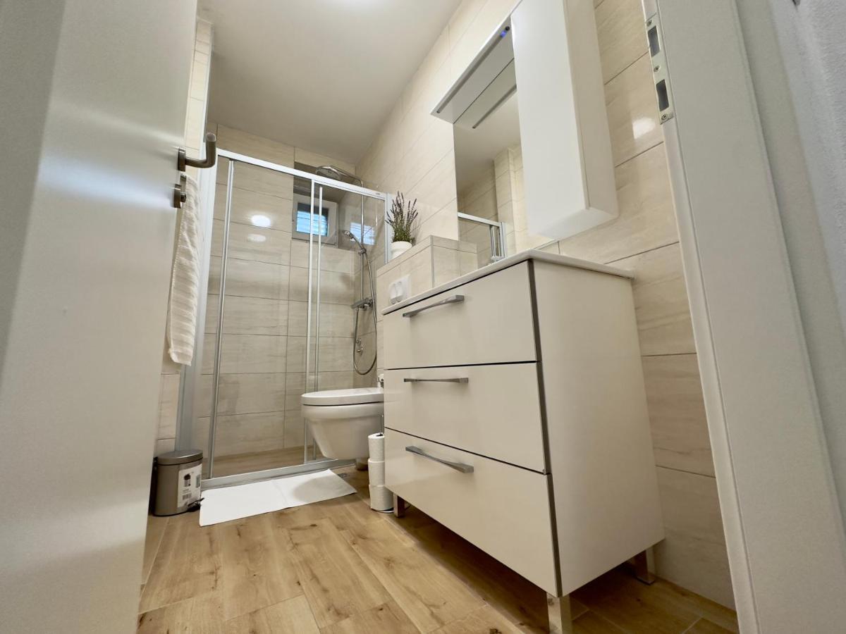 Apartma Matek Family & Rovanjska